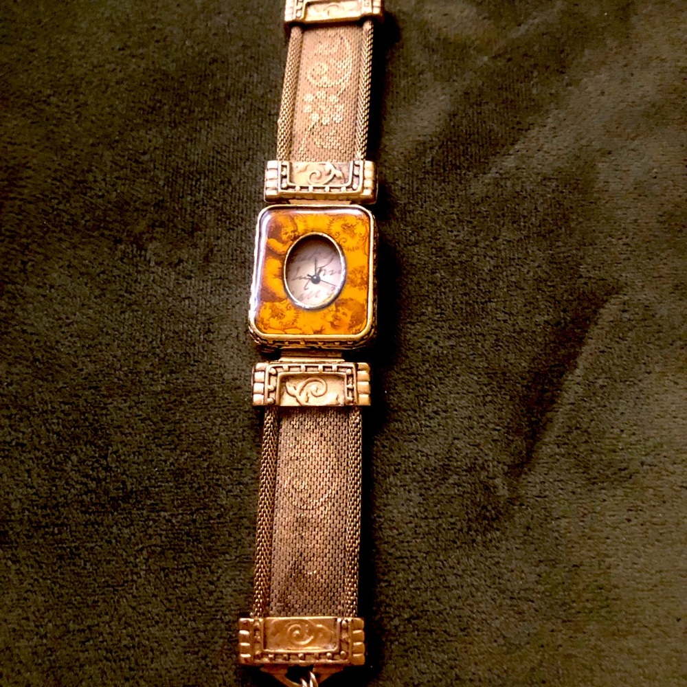 Unique Vintage Handcrafted Gold-toned Timepiece